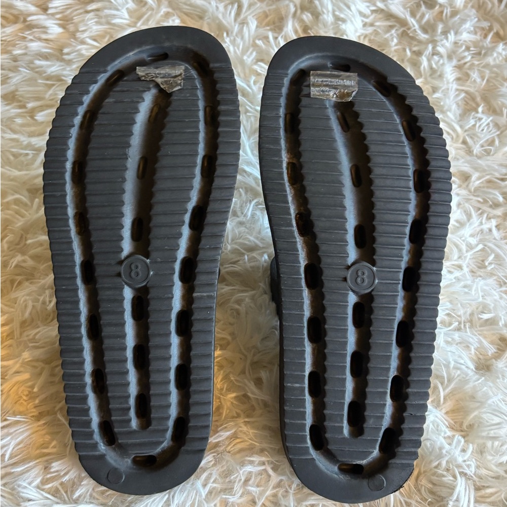 Wild Fable Maysen viral black footbed sandals size 8 - Picture 5 of 6